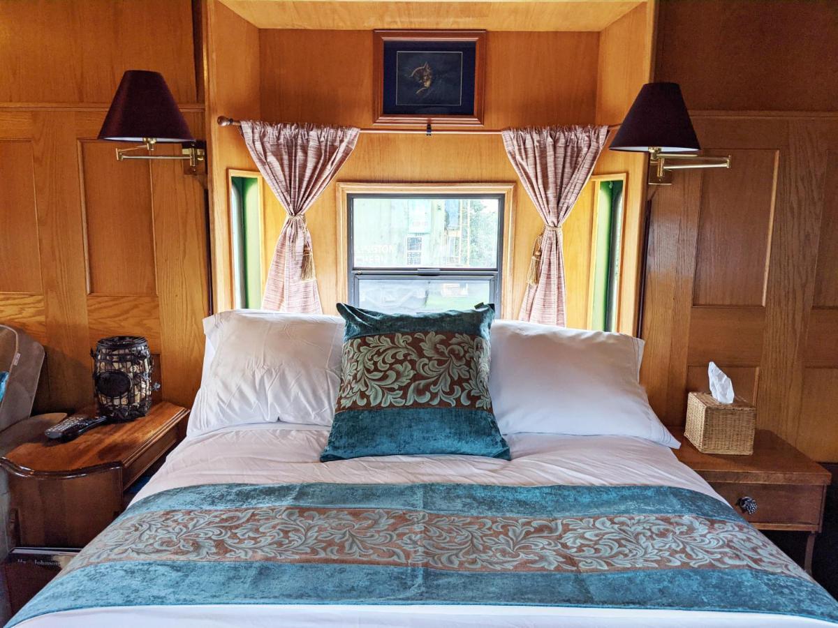 Olympic Railway Inn Скуим Екстериор снимка
