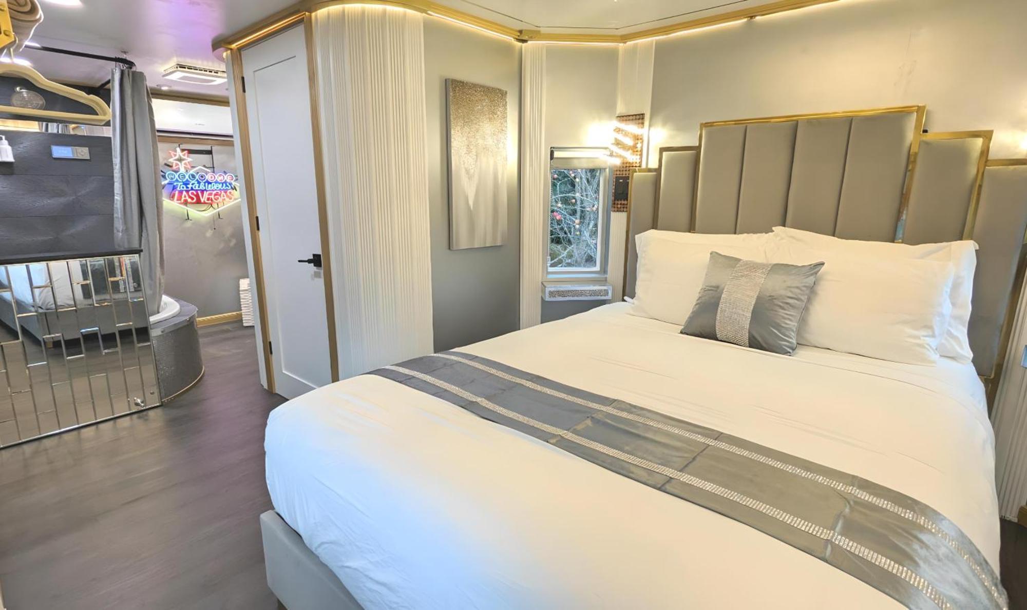 Olympic Railway Inn Скуим Екстериор снимка