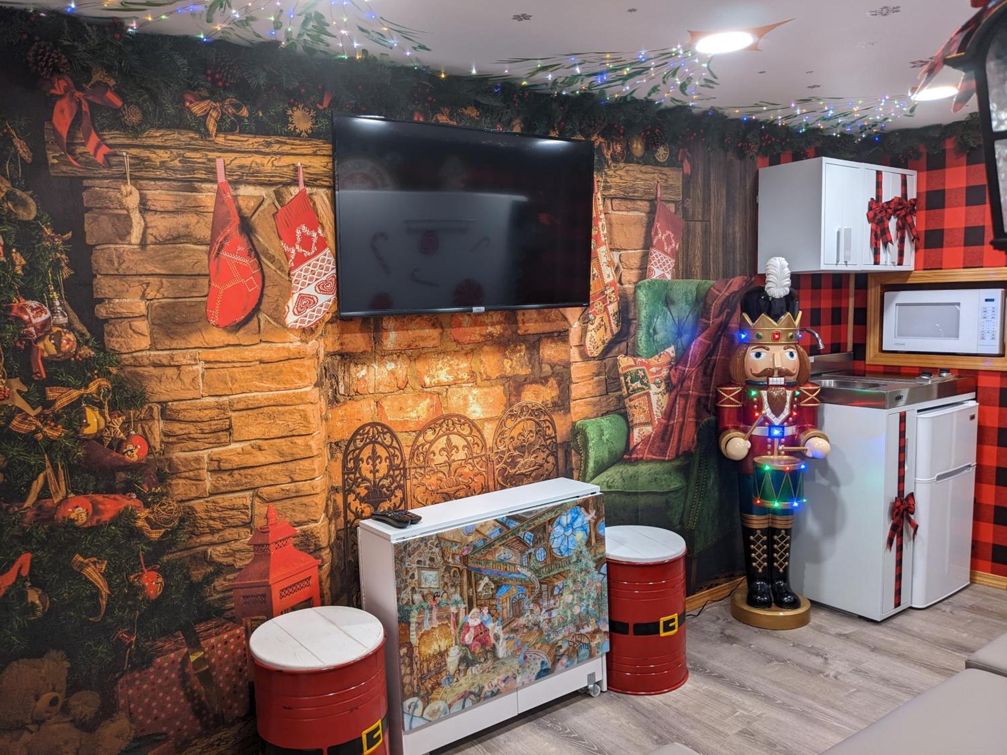 Olympic Railway Inn Скуим Екстериор снимка